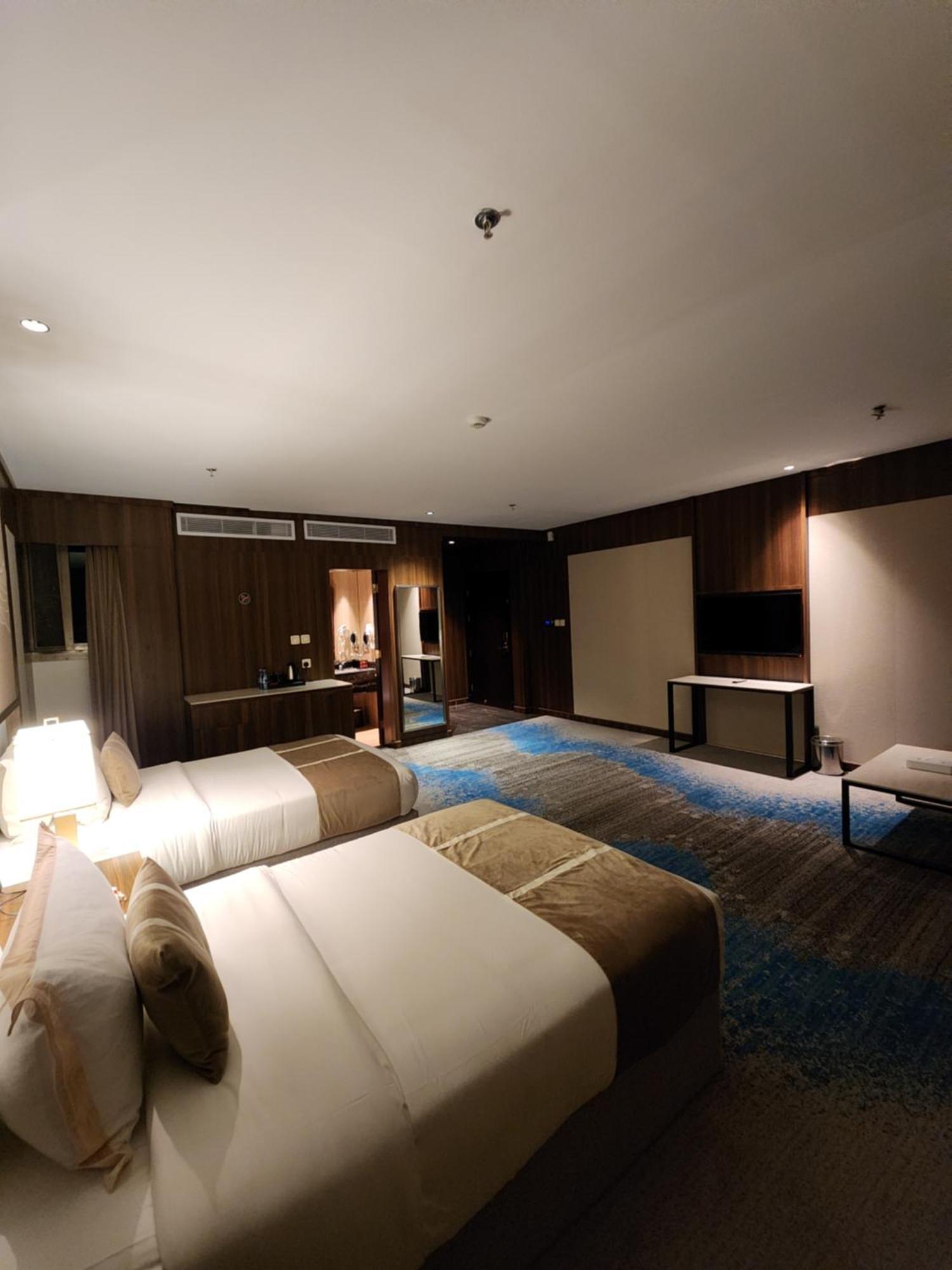 Azar hotel - فندق آزر Ahad Rafidah Kültér fotó